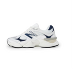 New Balance  FuelCell 990 V6