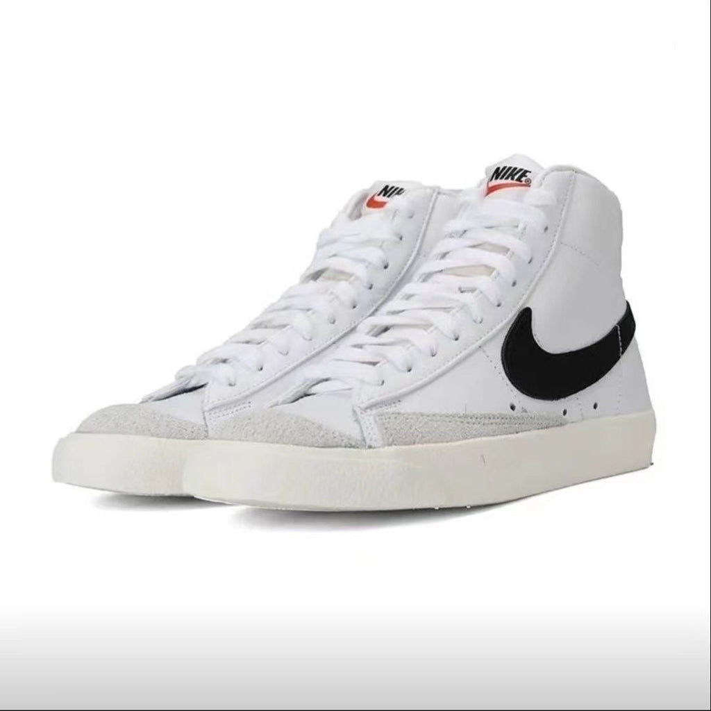 Nike Unisex Adult Blazer Mid 77 Vintage