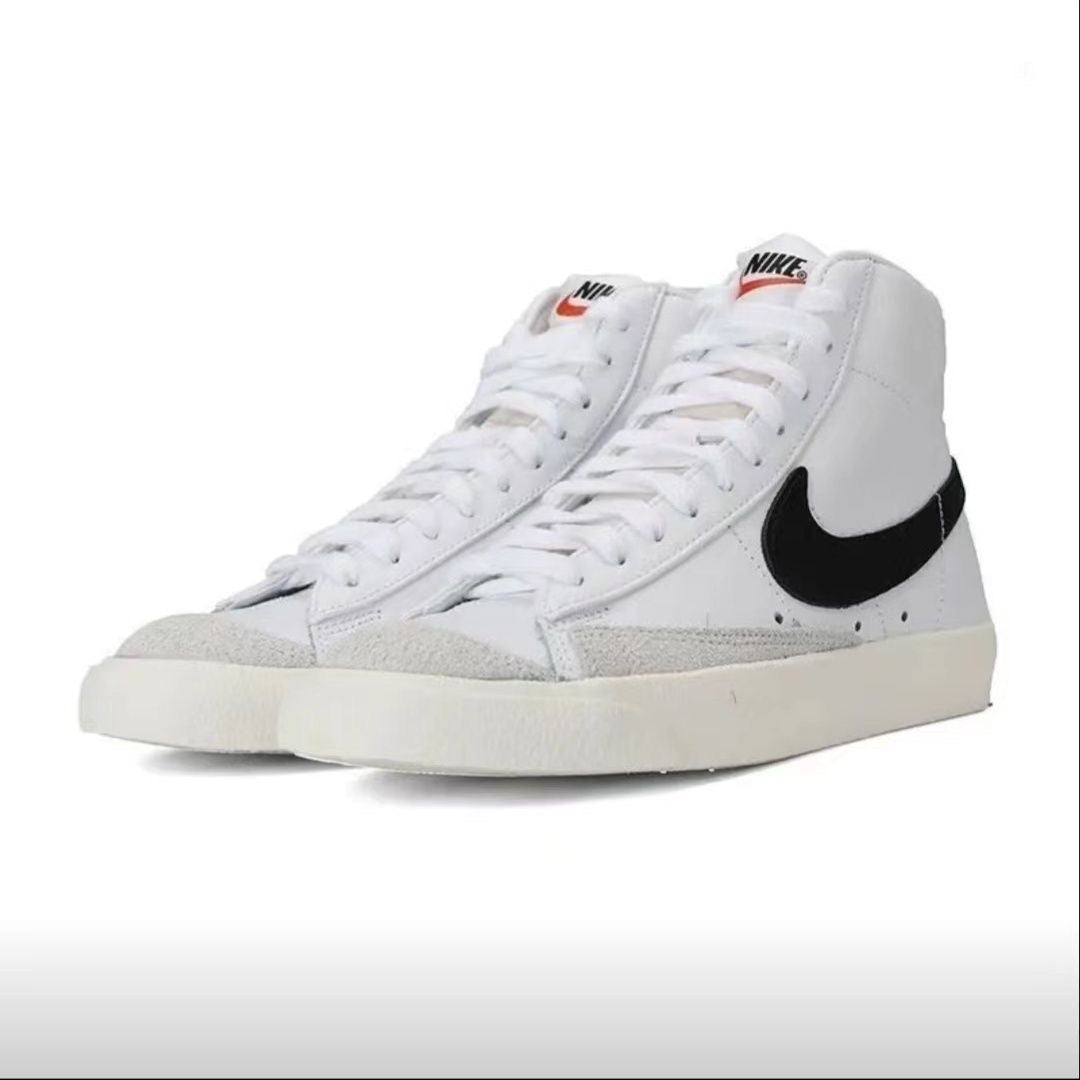 Nike Unisex Adult Blazer Mid 77 Vintage