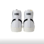 Nike Unisex Adult Blazer Mid 77 Vintage