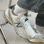 New Balance  FuelCell 990 V6